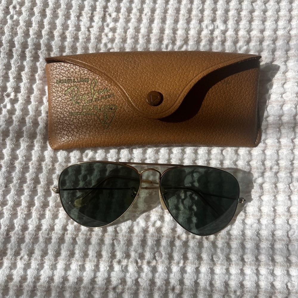 Vintage Ray-Ban Gold Aviator Sunglasses with Brown Case
